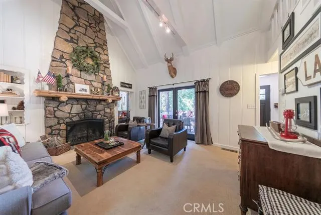 327 Sunset, Lake Arrowhead, California 92352