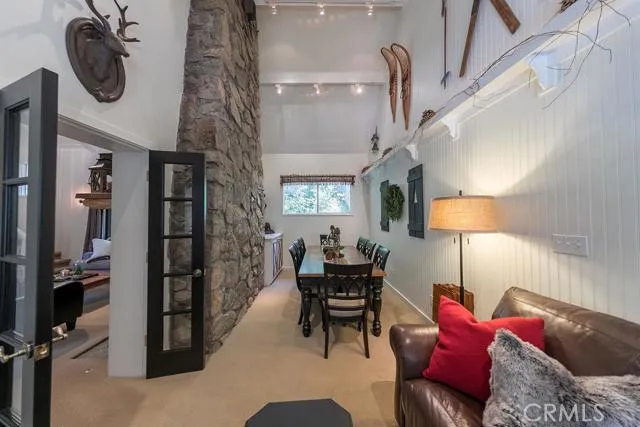 327 Sunset, Lake Arrowhead, California 92352
