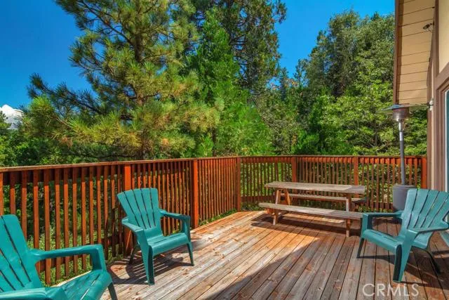 27325 Pinewood Drive, Lake Arrowhead, California 92352