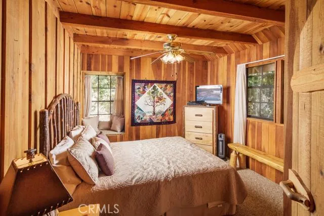 27325 Pinewood Drive, Lake Arrowhead, California 92352