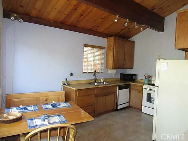 2453 Elko Drive, Running Springs, California 92382