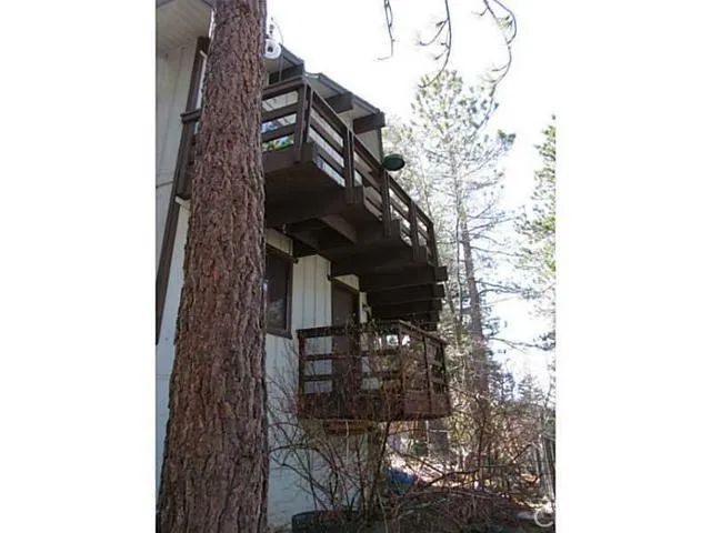 2453 Elko Drive, Running Springs, California 92382
