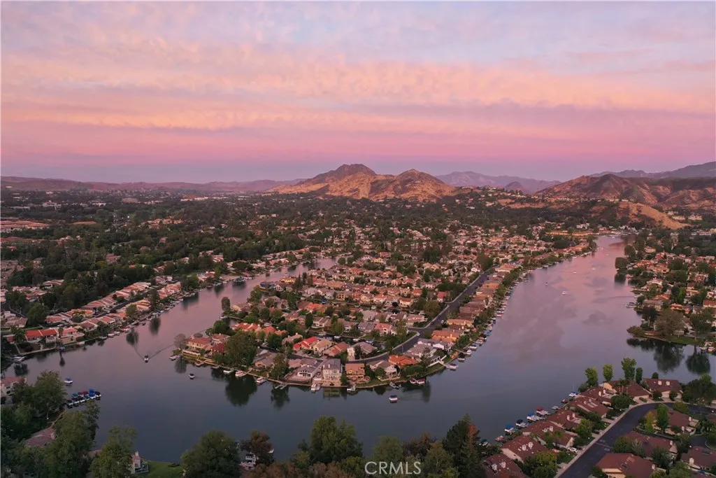 2546 Oakshore Drive, Westlake Village, California 91361 home-pic-6