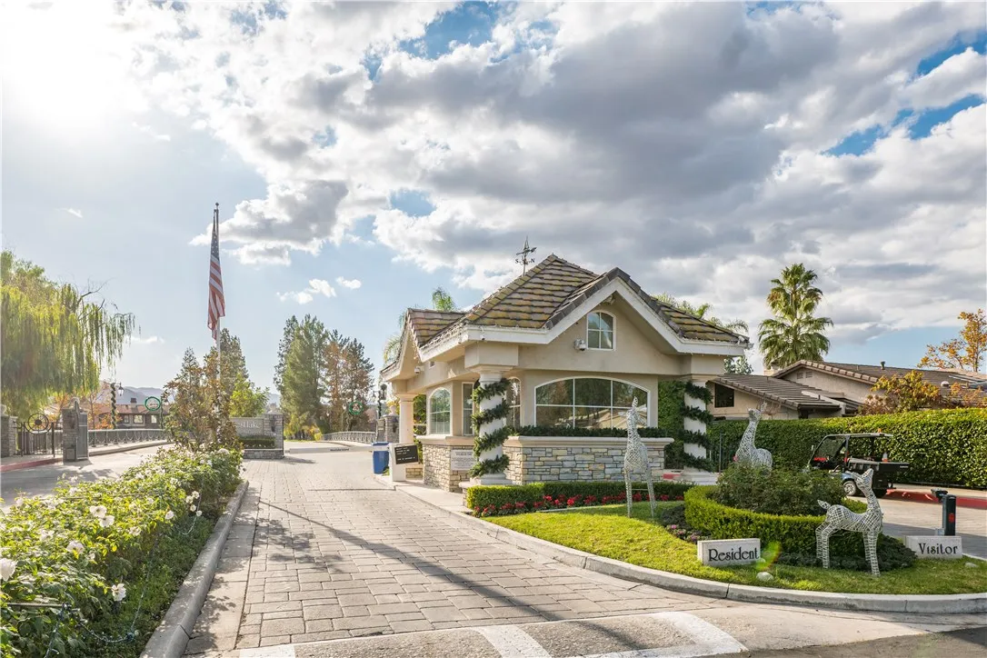 2546 Oakshore Drive, Westlake Village, California 91361 home-pic-4