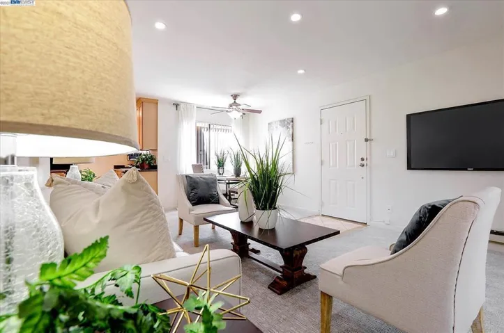 2250 Monroe Street 311, Santa Clara, California 95050