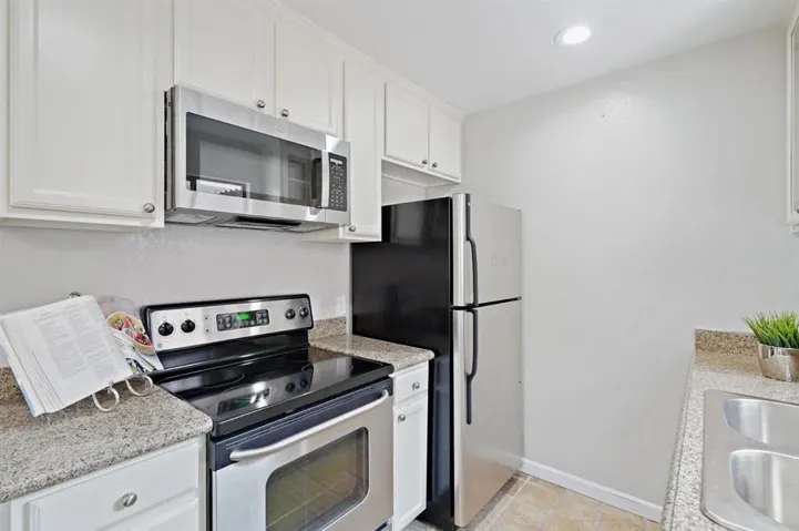 2250 Monroe Street 311, Santa Clara, California 95050