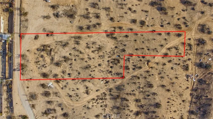Red property boundary markers are not to be relied on as exact property lines. Buyer to confirm independently.