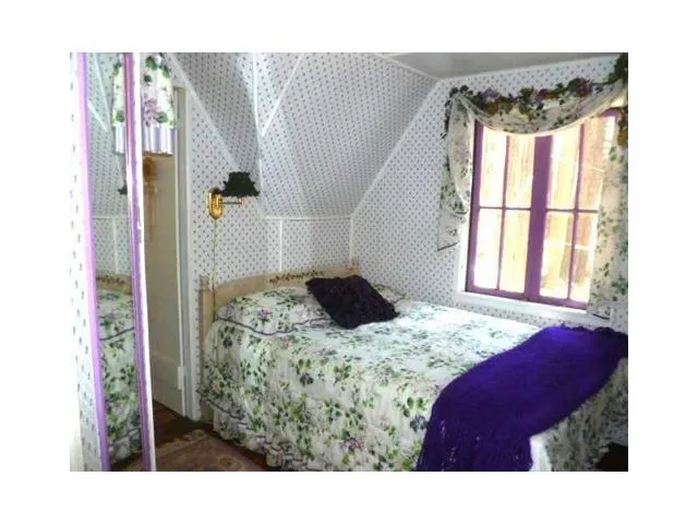 655 Cottage Grove, Lake Arrowhead, California 92352