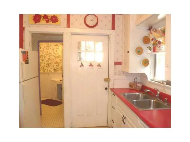 655 Cottage Grove, Lake Arrowhead, California 92352