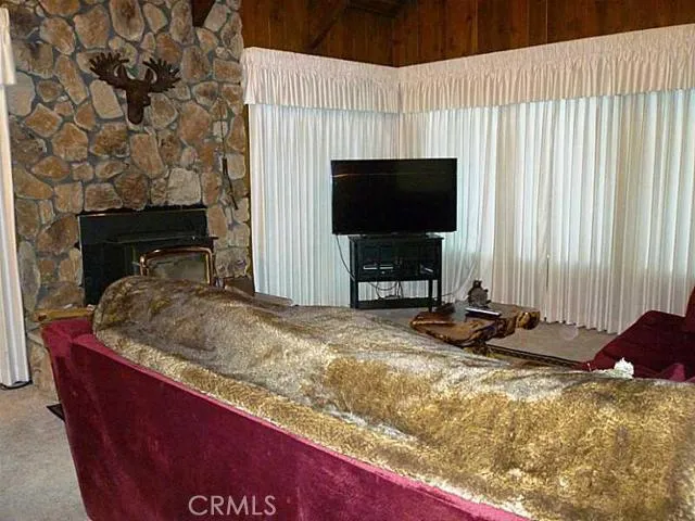 424 Cimarron, Lake Arrowhead, California 92352