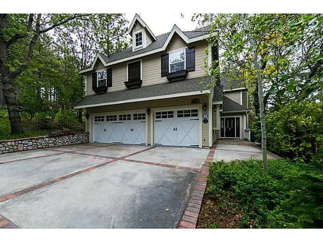 28462 North Bay Road, Lake Arrowhead, California 92352