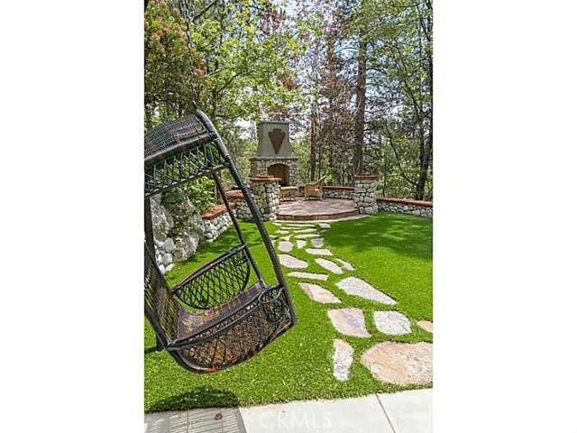28462 North Bay Road, Lake Arrowhead, California 92352