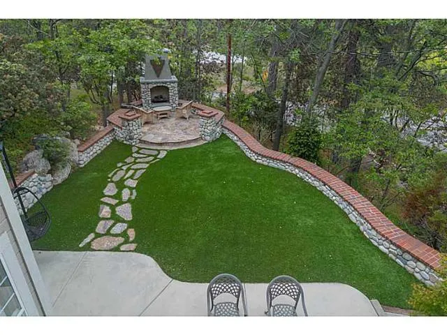 28462 North Bay Road, Lake Arrowhead, California 92352