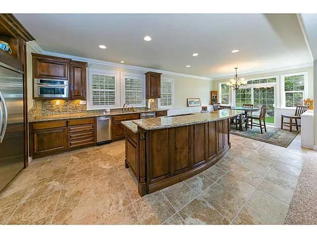 28462 North Bay Road, Lake Arrowhead, California 92352