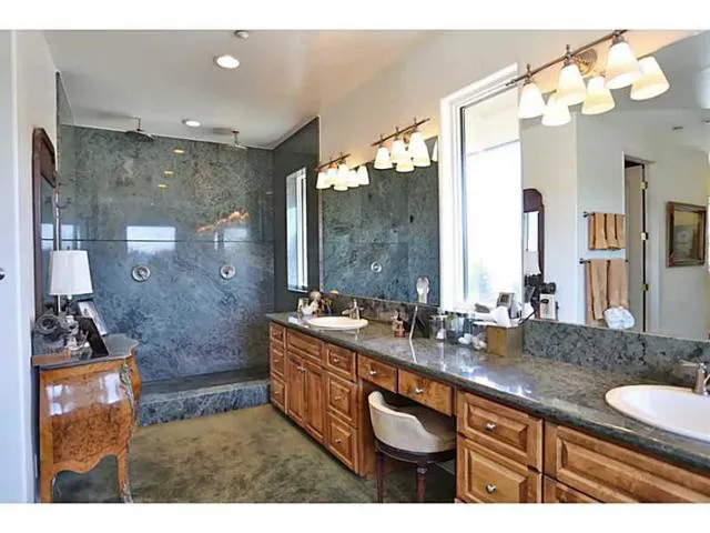 30964 Nob Hill, Running Springs, California 92382