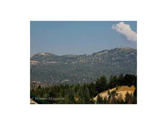 30964 Nob Hill, Running Springs, California 92382