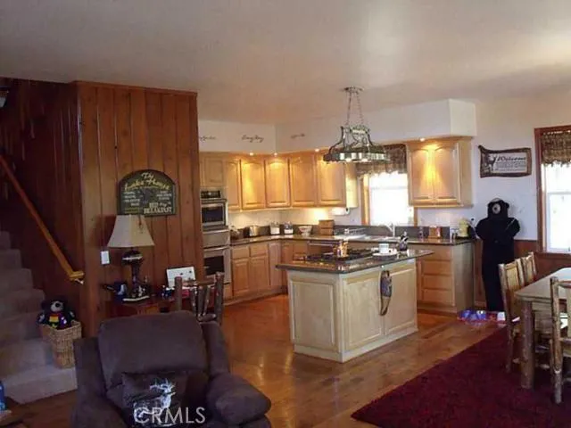 28018 West Shore Drive, Lake Arrowhead, California 92352
