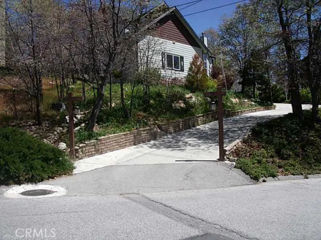 28018 West Shore Drive, Lake Arrowhead, California 92352