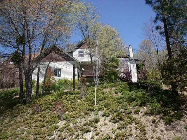 28018 West Shore Drive, Lake Arrowhead, California 92352