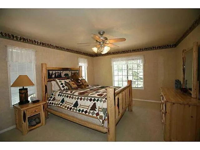 28875 Potomac Drive, Lake Arrowhead, California 92352