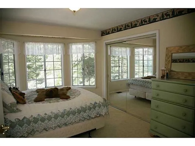 28875 Potomac Drive, Lake Arrowhead, California 92352