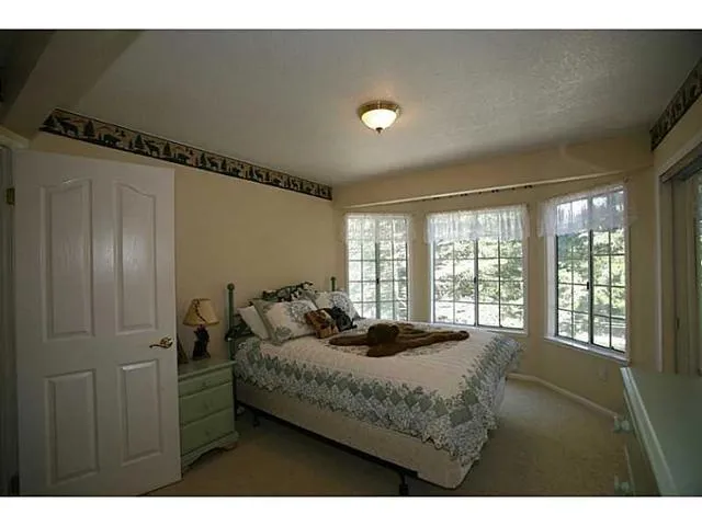 28875 Potomac Drive, Lake Arrowhead, California 92352