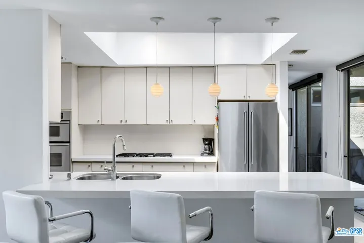 750 W Via Vadera, Palm Springs, California 92262