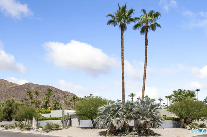 750 W Via Vadera, Palm Springs, California 92262