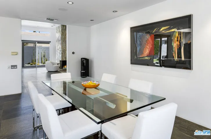 750 W Via Vadera, Palm Springs, California 92262