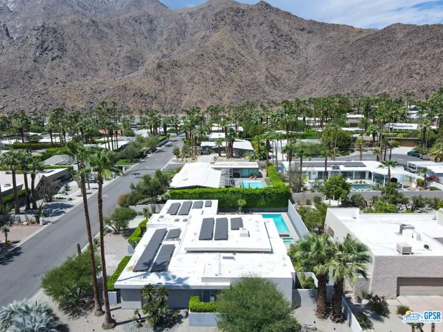750 W Via Vadera, Palm Springs, California 92262