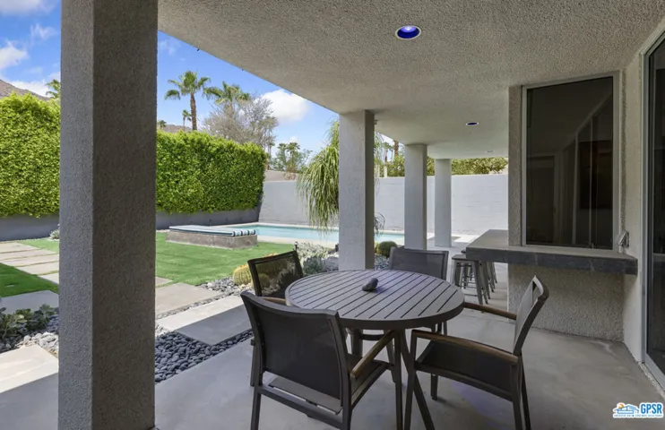 750 W Via Vadera, Palm Springs, California 92262