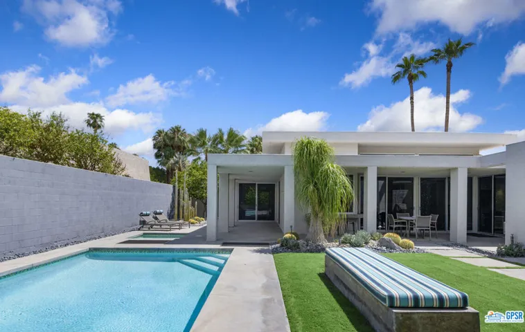 750 W Via Vadera, Palm Springs, California 92262