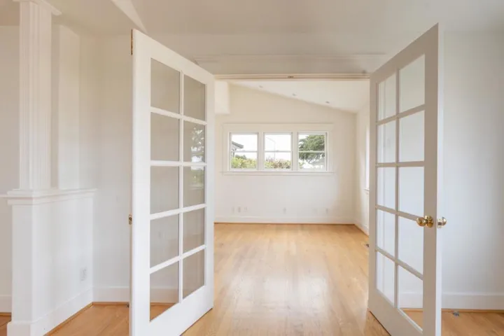 187 Sloat Avenue, Pacific Grove, California 93950