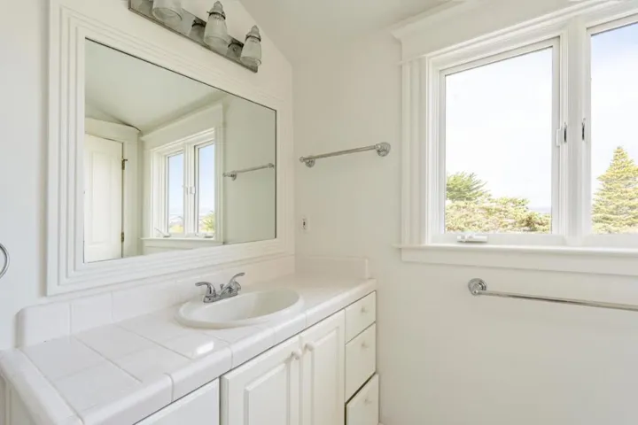 187 Sloat Avenue, Pacific Grove, California 93950
