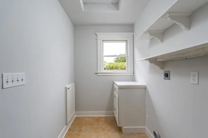187 Sloat Avenue, Pacific Grove, California 93950