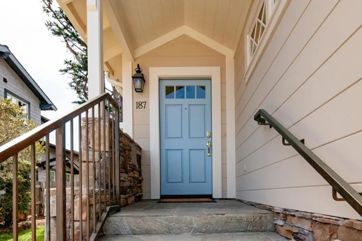 187 Sloat Avenue, Pacific Grove, California 93950