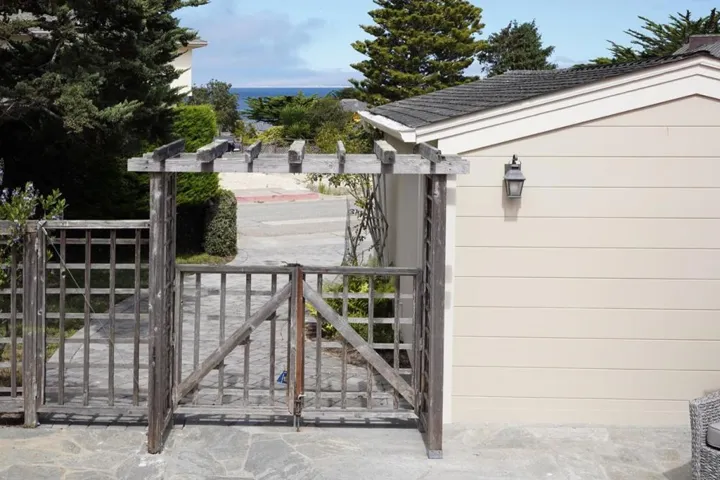 187 Sloat Avenue, Pacific Grove, California 93950