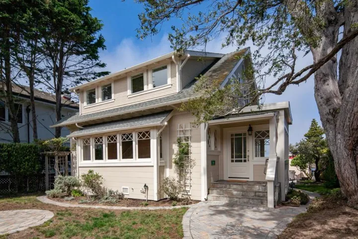 187 Sloat Avenue, Pacific Grove, California 93950