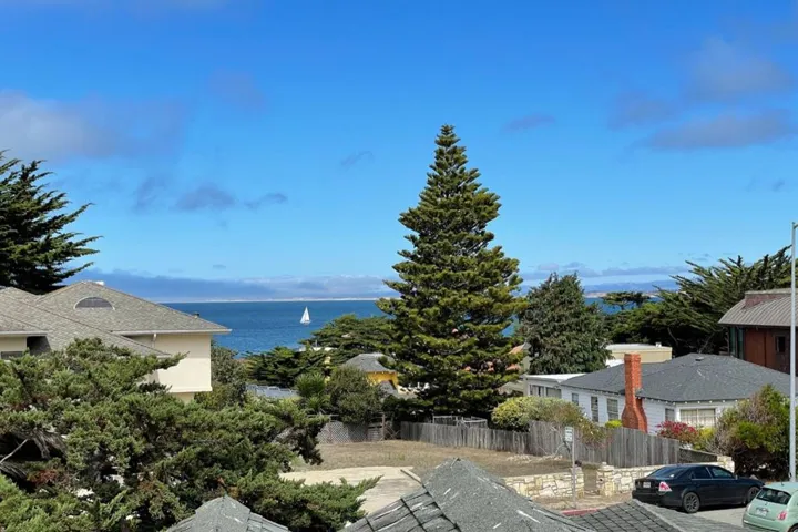 187 Sloat Avenue, Pacific Grove, California 93950