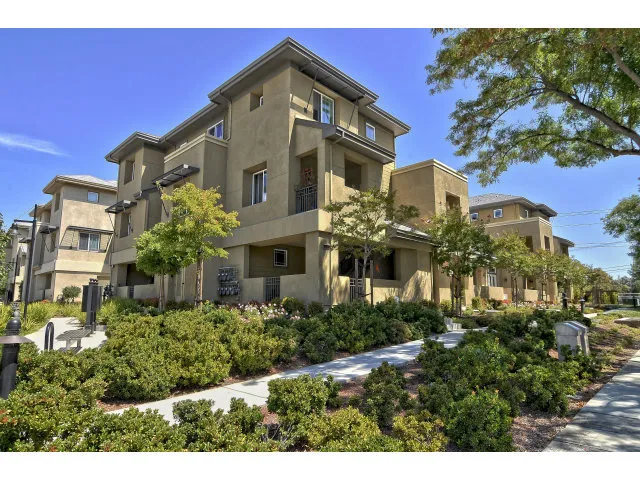 3720 Feather Lane, Palo Alto, California 94303