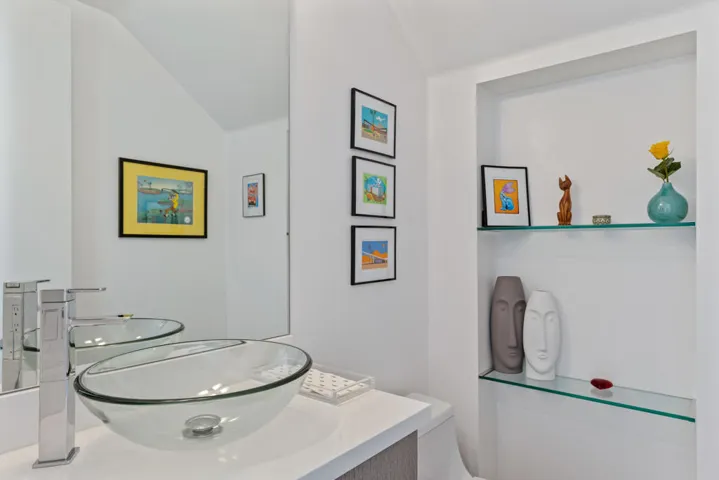 Entry Hall Guest Bath