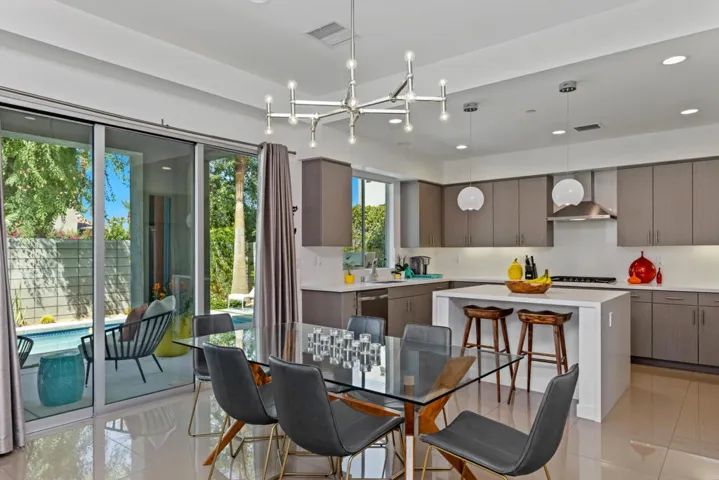 Custom Kitchen Finishes