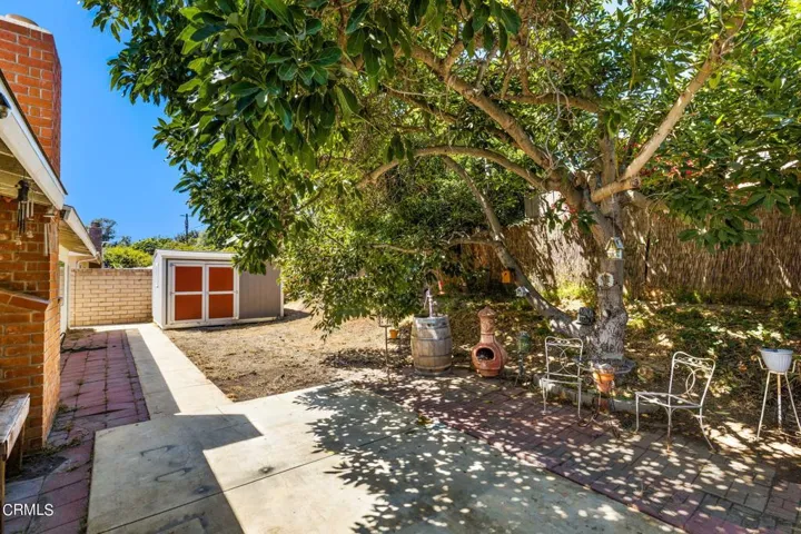 29-web-or-mls-Upmarketmedia_7219Lem-24