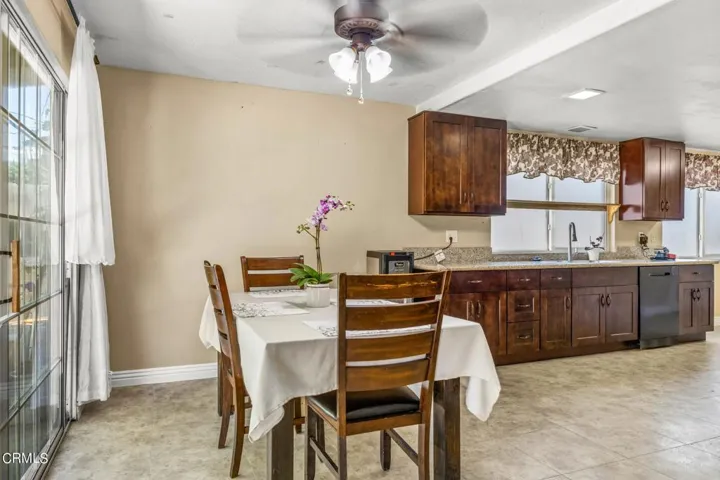 10-web-or-mls-Upmarketmedia_7219Lem-5