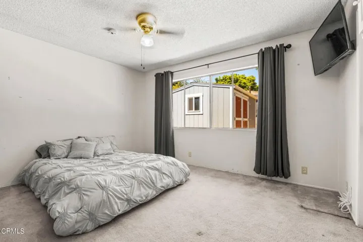 19-web-or-mls-Upmarketmedia_7219Lem-17