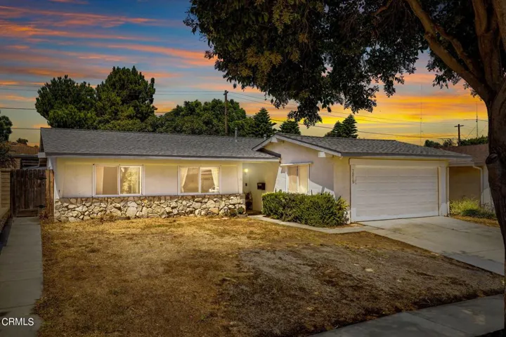 1-web-or-mls-UpmarketMedia-7219Lem-twi-1