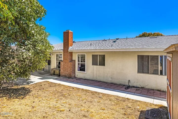 32-web-or-mls-Upmarketmedia_7219Lem-29