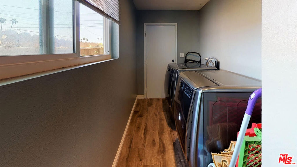 936 W 78th Street, California home-pic-13