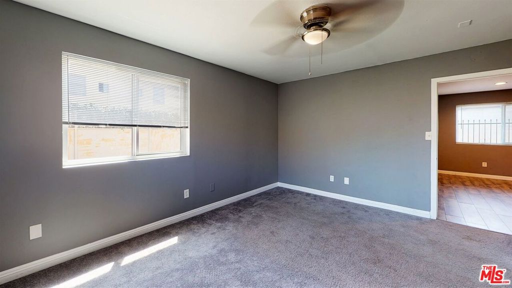 936 W 78th Street, California home-pic-21