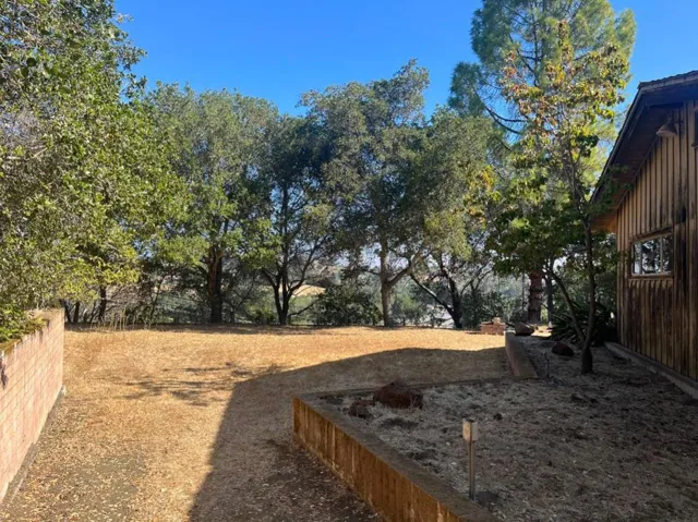 24985 Oneonta Drive, Los Altos Hills, California 94022